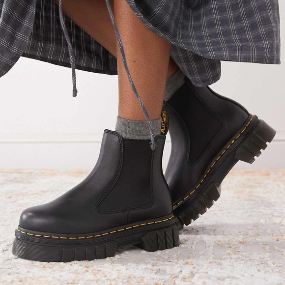 Dr. Martens x Free People Audrick Chelsea Platform 5 Black Smooth Nappa Leather